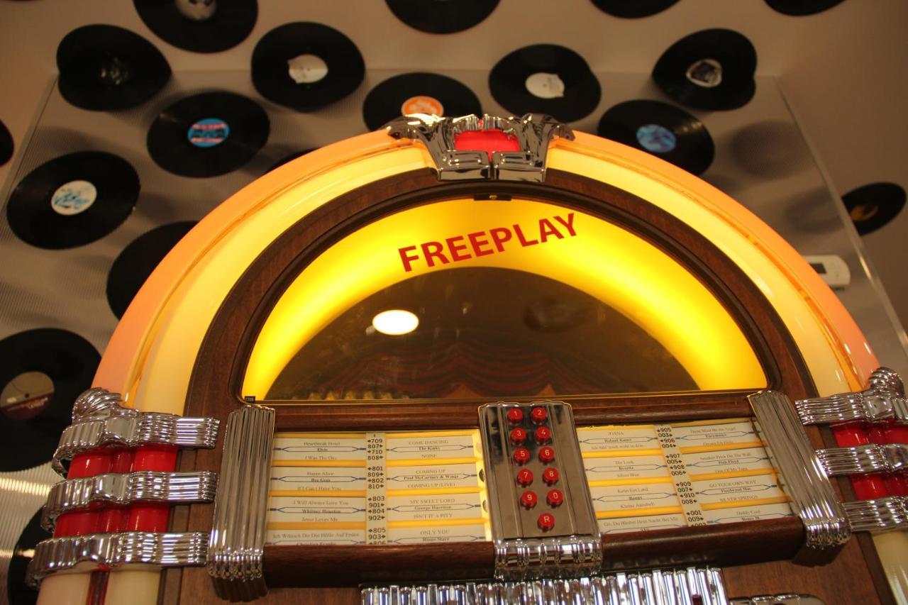 Jukebox Hotel Znojmo Εξωτερικό φωτογραφία